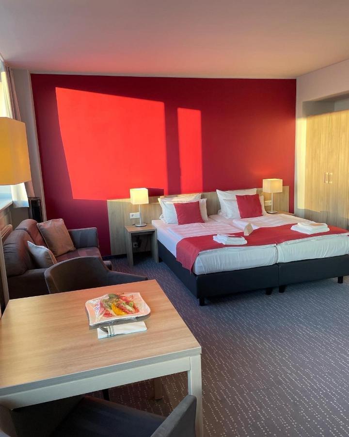 Biendo Hotel Кемниц Екстериор снимка